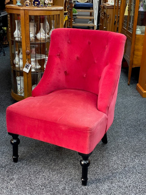 Red Button Back Chair