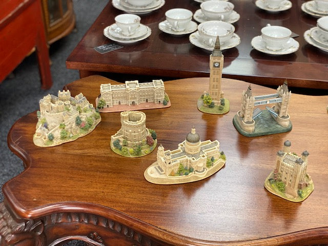 Lilliput Lane