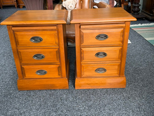 Quality Pair of Rimu Bedside Cabinets Viewing Kay Rd, Hamilton