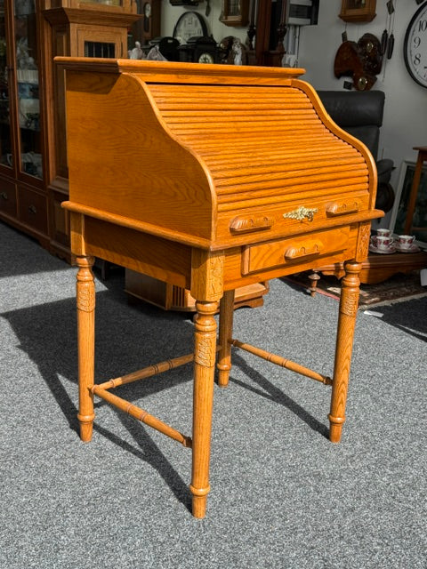 Compact Oak Roll-top desk with slatted tambour door