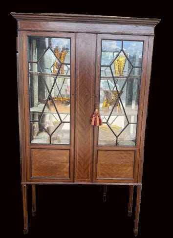 Elegant Edwardian Inlaid Mahogany Mirror Back Inlaid Display Cabinet