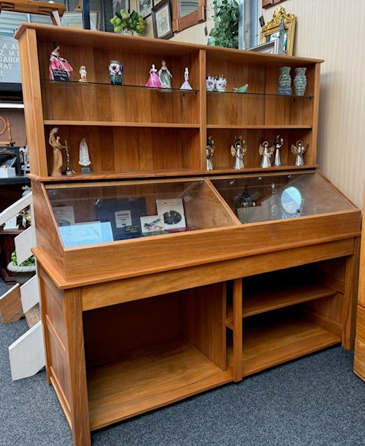 Rimu Display Cabinet