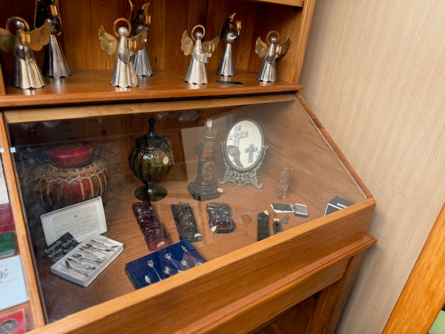 Rimu Display Cabinet
